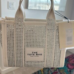 THE CRYSTAL CANVAS TOTE BAG! BY MARC JACOBS!!!!